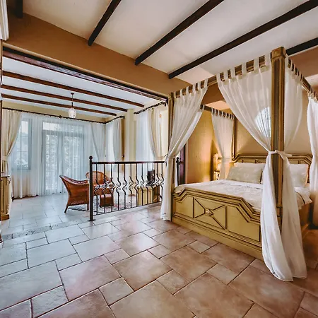 The Olive Tree (adults Only) Ολουντενίζ